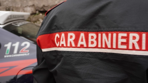 Minaccia di rendere pubblico video hot di una coppia: deferito 32enne catanese
