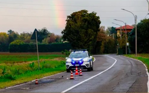 Lutto per Laura Pausini, ucciso lo zio travolto da un auto pirata