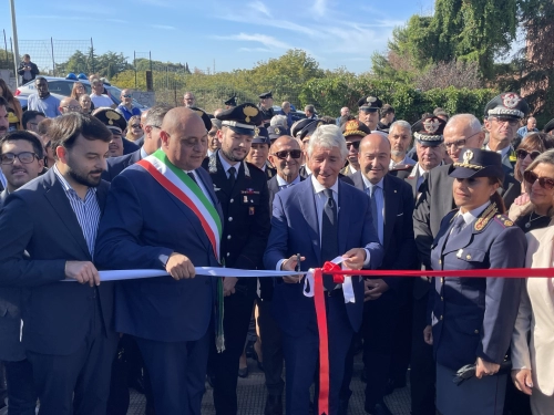 Il Ministro Abodi inaugura i campetti sportivi di Valverde
