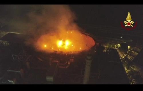 Incendio alle Ciminiere di Catania, scatta la conta dei danni